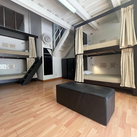 Hostal Lleras Calle 8 Medellín Kültér fotó