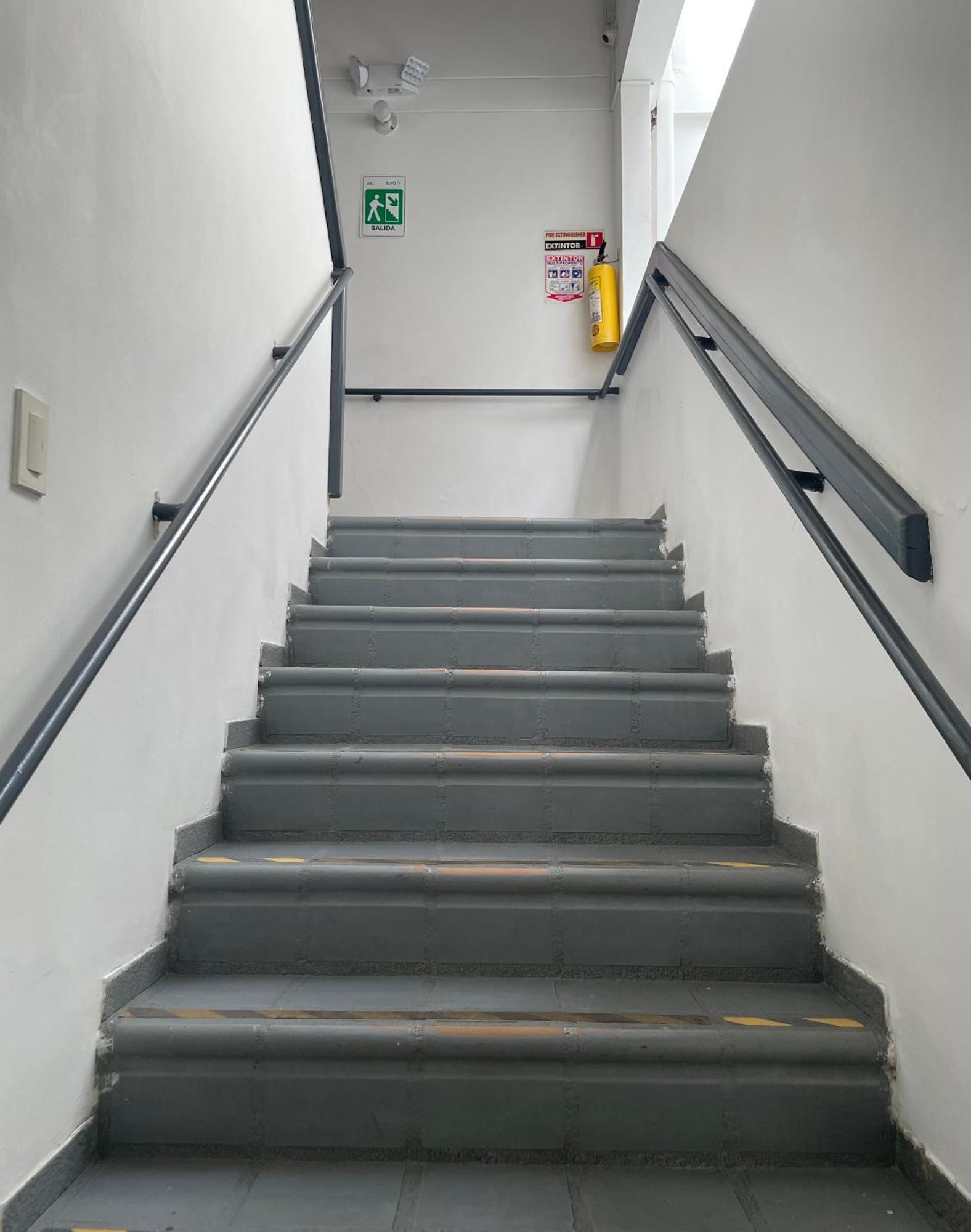Hostal Lleras Calle 8 Medellín Kültér fotó