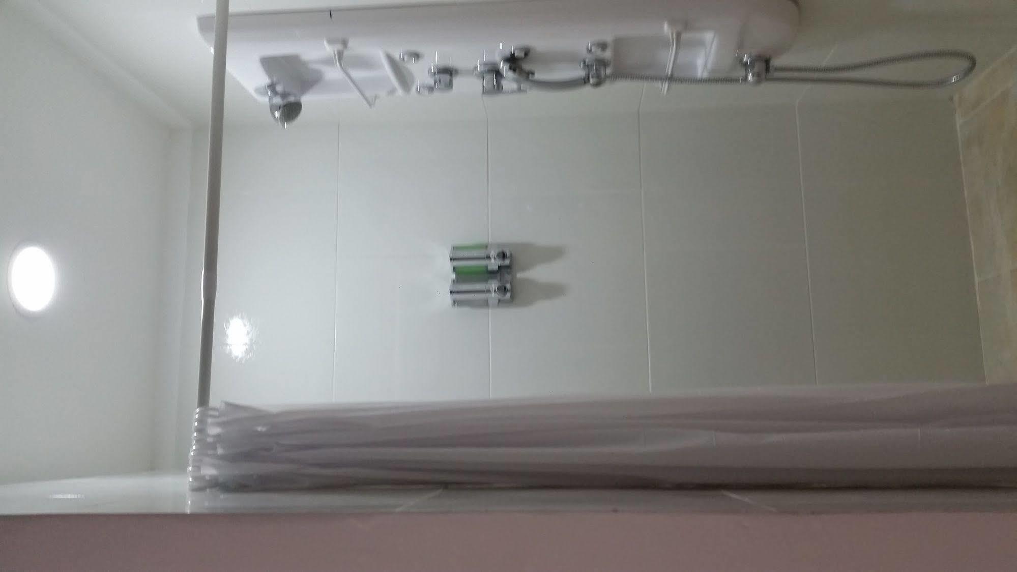 Hostal Lleras Calle 8 Medellín Kültér fotó